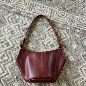 Portland Leather Almost Perfect Small Kangaroo Bag